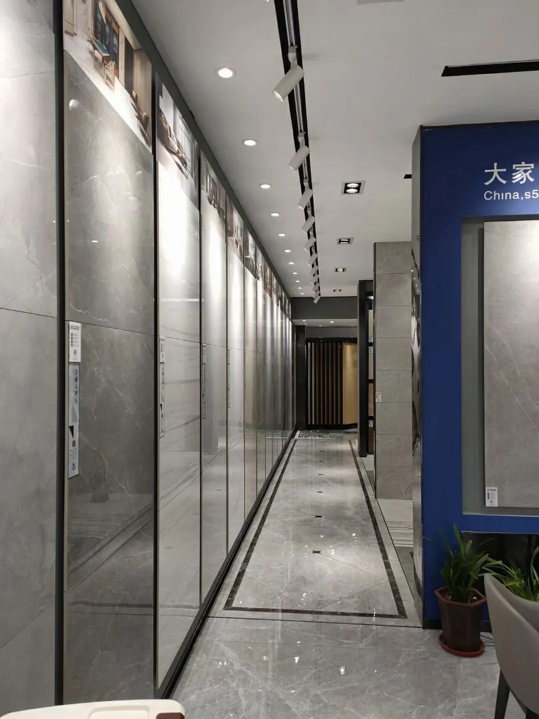 中國(guó)設(shè)計(jì)選材金牌服務(wù)商 | 范里典：與時(shí)俱進(jìn)，唯有創(chuàng)新(圖5)