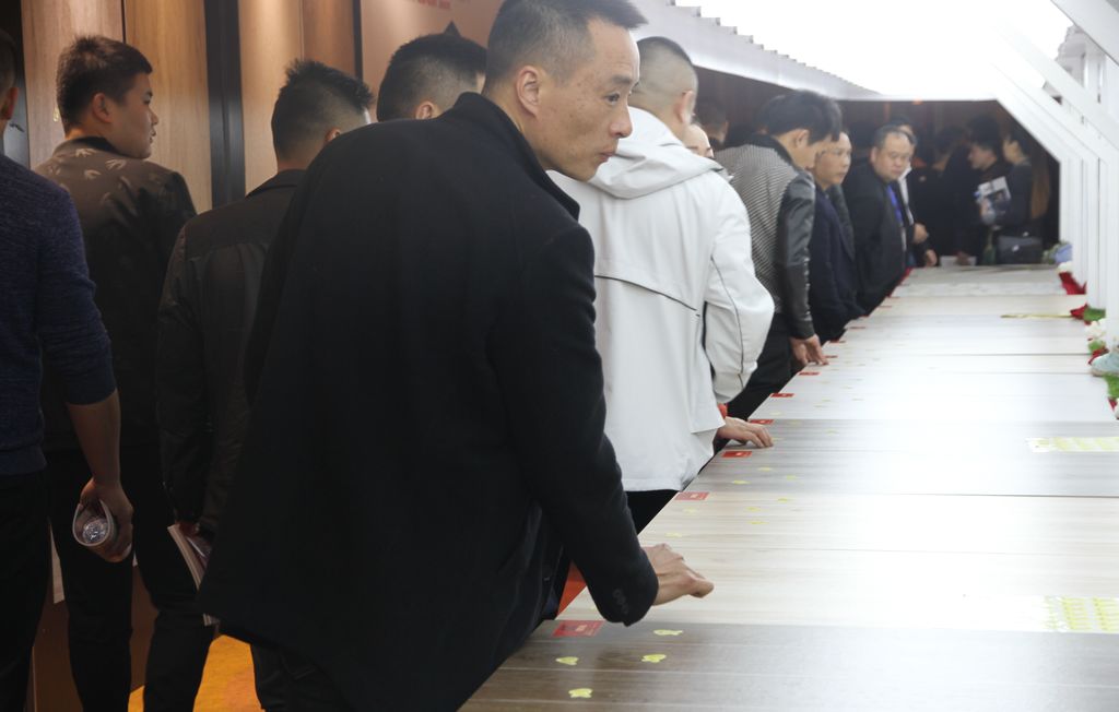 順勢(shì)突圍·破局騰飛丨大將軍陶瓷2018經(jīng)銷商年會(huì)暨總部開(kāi)業(yè)盛典成功舉辦！
(圖9)