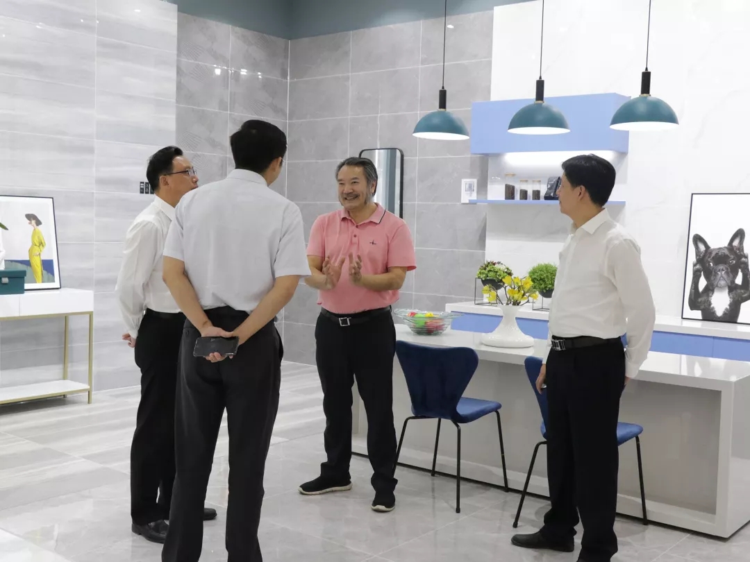將軍企業(yè)再次迎來(lái)衡陽(yáng)政府考察團(tuán)，共謀發(fā)展
(圖3)